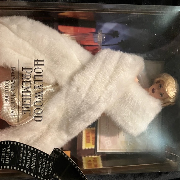 Barbies - Picture 7 of 16